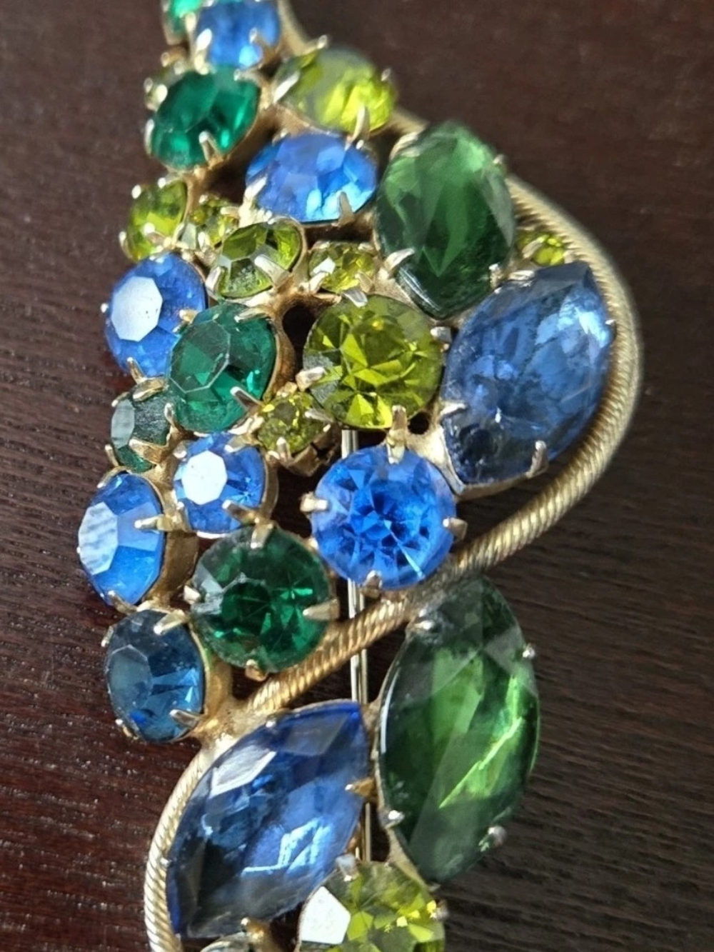 Vintage Blue Green Rhinestone Leaf Brooch Gold Tone Unsigned Mid Century